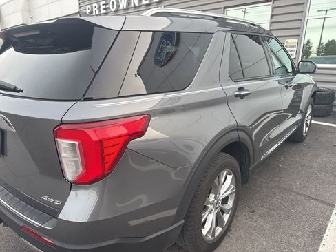 Used 2022 Ford Explorer Limited w/ Equipment Group 301A AWD/4WD image 5