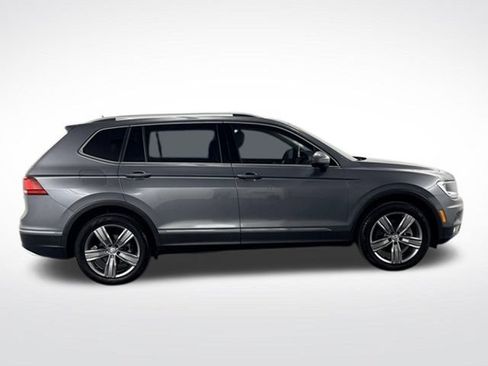 Used 2021 Volkswagen Tiguan SEL w/ 2-Row Tiguan MDO Package AWD/4WD image 9