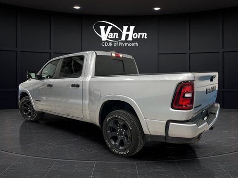 Used 2025 RAM 1500 Big Horn AWD/4WD image 5
