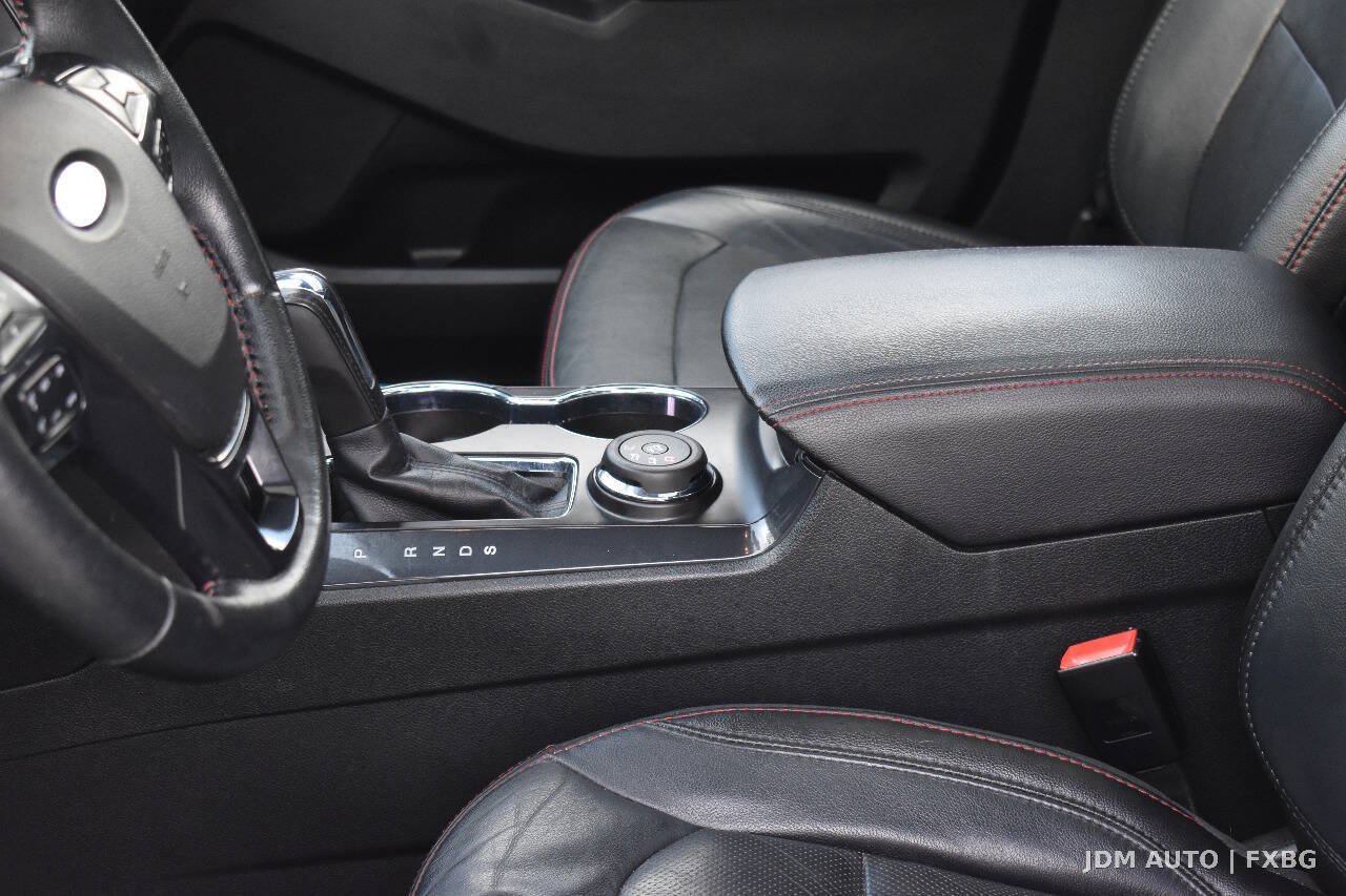 Used 2017 Ford Explorer Sport AWD/4WD image 29