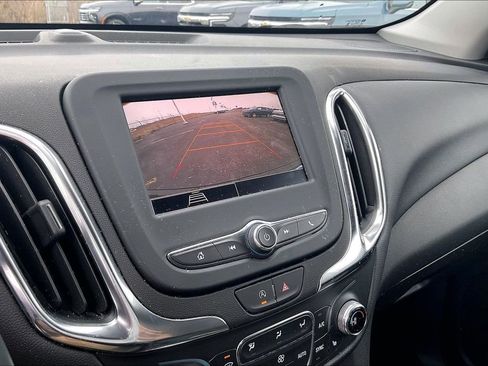 Used 2024 Chevrolet Equinox LT image 17