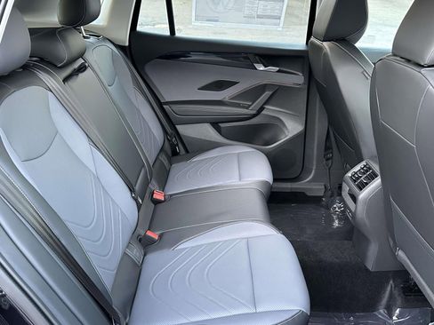 New 2026 Volkswagen Tiguan SE image 16