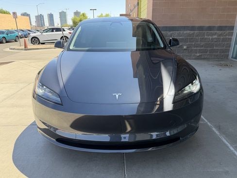 Used 2025 Tesla Model 3 Long Range RWD image 10