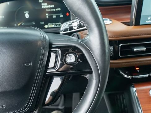 Used 2022 Lincoln Aviator Reserve w/ Elements Package Plus AWD/4WD image 25
