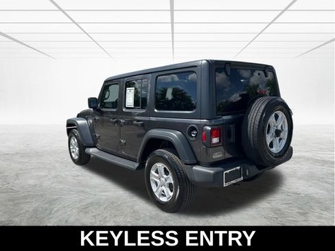 Used 2021 Jeep Wrangler Unlimited Sport AWD/4WD image 7