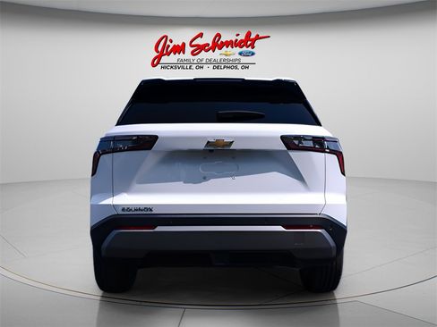 New 2026 Chevrolet Equinox LT w/ Convenience Package II image 5