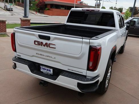 Certified 2022 GMC Sierra 3500 Denali AWD/4WD image 6