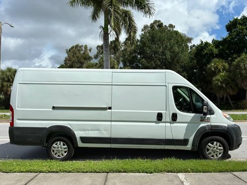 Used 2015 RAM ProMaster 3500 w/ Mopar Trailer Tow Group FWD image 4
