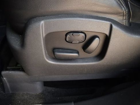 Used 2014 Lincoln MKT AWD w/ Equipment Group 201A image 21