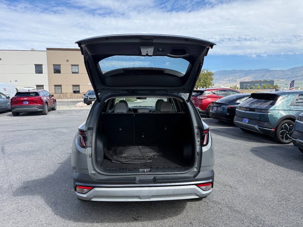 Used 2025 Hyundai Tucson SEL AWD/4WD image 18
