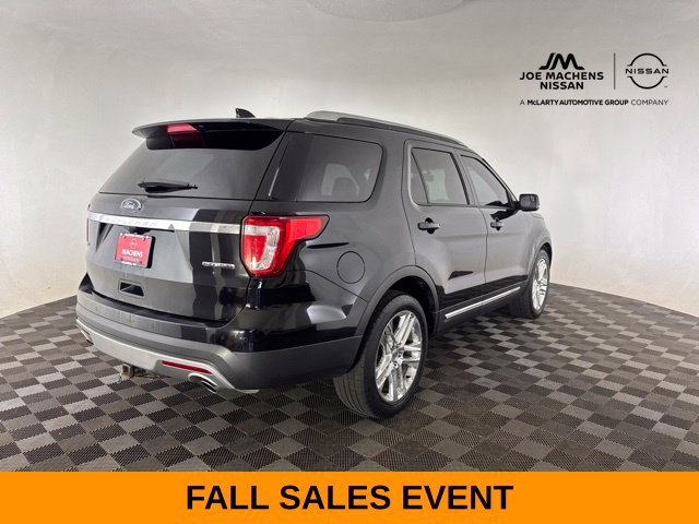 Used 2016 Ford Explorer XLT w/ Equipment Group 202A FWD image 10
