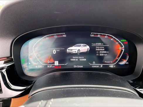 Used 2023 BMW 540i w/ Convenience Package image 22