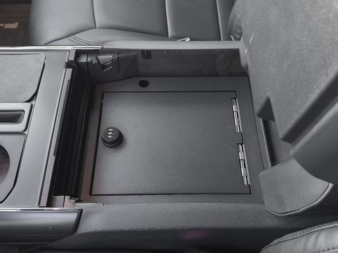 Certified 2022 Ford F150 XL w/ STX Appearance Package image 14