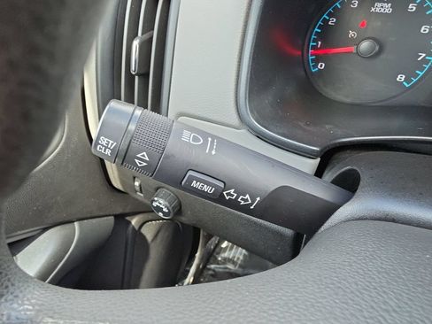 Used 2019 Chevrolet Colorado W/T w/ WT Convenience Package RWD image 18