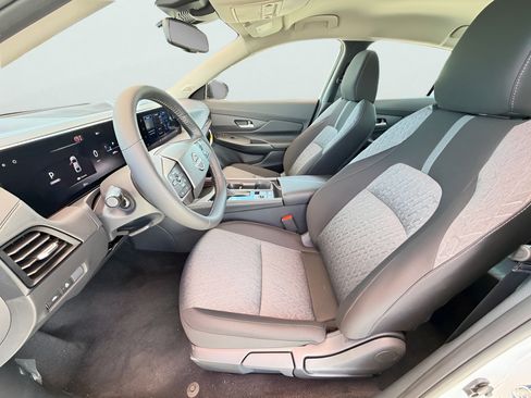New 2026 Nissan Sentra SV FWD image 18