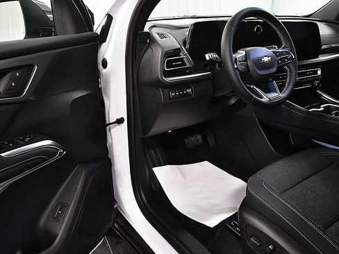 New 2026 Chevrolet Traverse LT AWD/4WD image 14