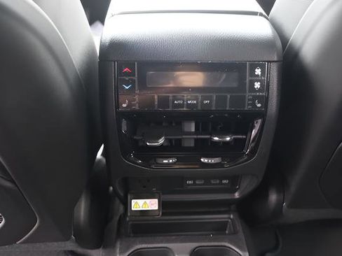 New 2026 Jeep Grand Cherokee L Limited AWD/4WD image 15