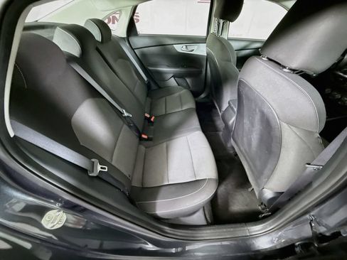 Used 2024 Kia Forte LXS FWD image 27