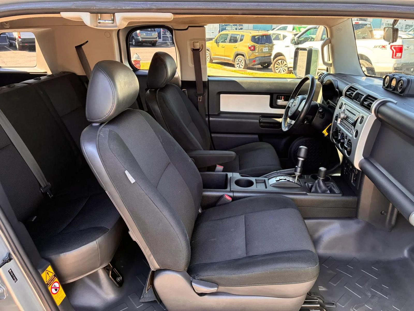 Used 2007 Toyota FJ Cruiser 4WD w/ Upgrade Pkg 2 image 31