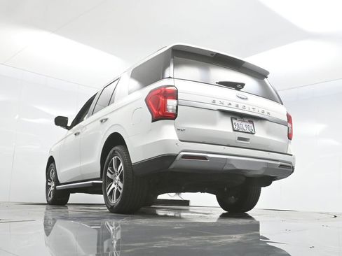 Used 2022 Ford Expedition XLT image 70