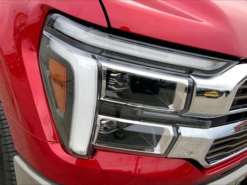 Used 2025 Ford F150 King Ranch w/ FX4 Off-Road Package image 27