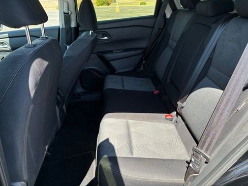 Certified 2023 Nissan Rogue SV FWD image 12