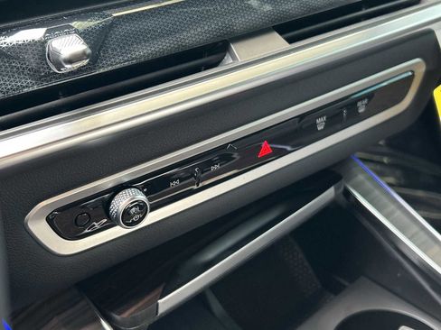 New 2026 BMW X5 xDrive40i w/ Executive Package image 21