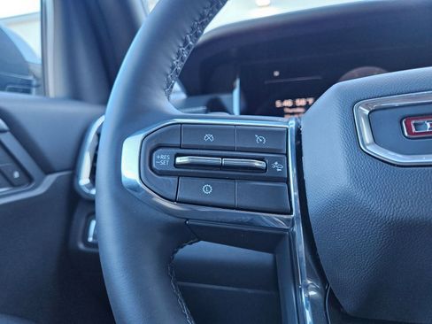 New 2026 GMC Acadia Elevation FWD image 11