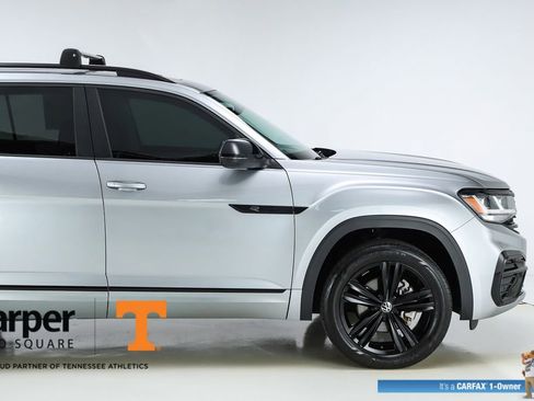 Used 2023 Volkswagen Atlas SEL R-Line AWD/4WD image 52