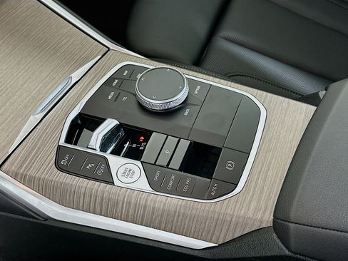 Used 2025 BMW 330i xDrive 330i xDrive image 25