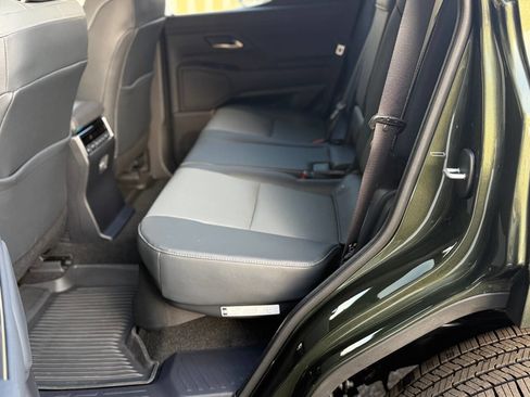 Used 2024 Lexus GX 550 w/ Accessory Package (Z1) AWD/4WD image 36