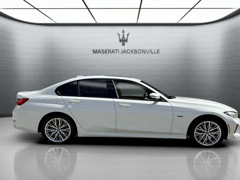 Used 2023 BMW 330e w/ Driving Assistance Package image 5