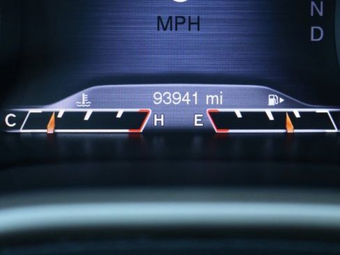 Used 2017 Jeep Cherokee Limited image 29