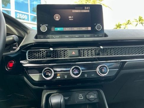 Used 2023 Honda Civic Sport image 15