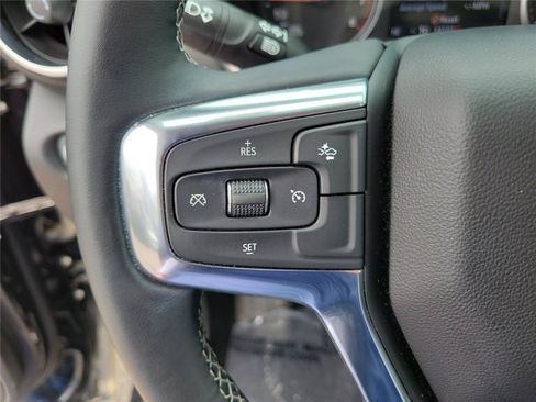Used 2024 Chevrolet Blazer LT FWD image 23