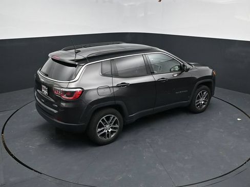 Used 2018 Jeep Compass Latitude w/ Popular Equipment Group AWD/4WD image 26