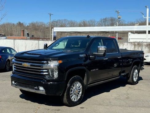 Used 2022 Chevrolet Silverado 2500 High Country w/ Z71 Off-Road Package image 1