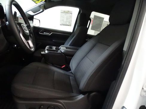 Certified 2025 GMC Sierra 1500 Elevation AWD/4WD image 2