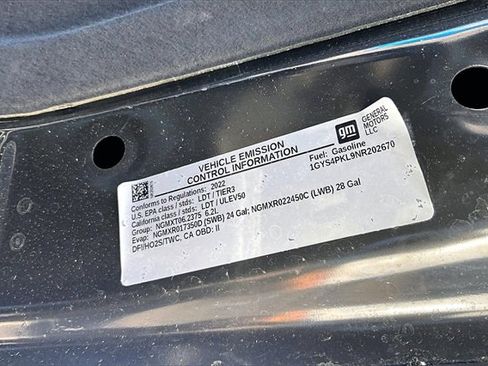 Used 2022 Cadillac Escalade ESV Sport w/ Touring Package image 19