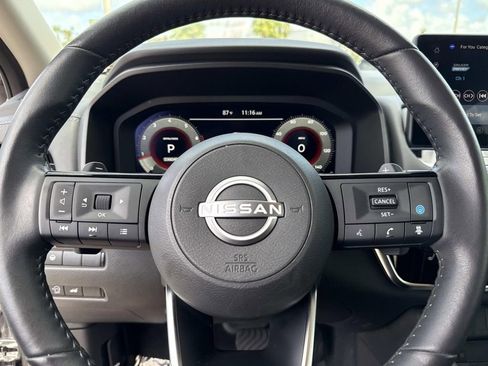 Certified 2024 Nissan Rogue SL image 28