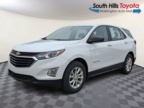 Used 2020 Chevrolet Equinox LS image 3
