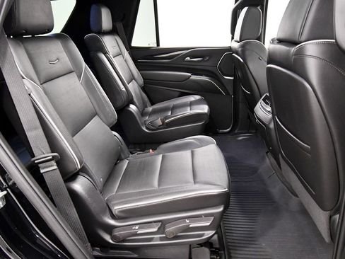 Used 2022 Cadillac Escalade Sport w/ Touring Package AWD/4WD image 19
