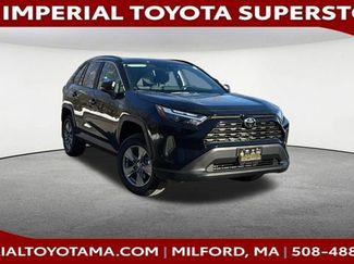 New 2025 Toyota RAV4 XLE video 1