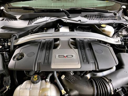 Used 2019 Ford Mustang GT Premium w/ GT Performance Package RWD image 27