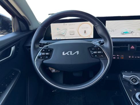 Used 2023 Kia EV6 Wind RWD image 12