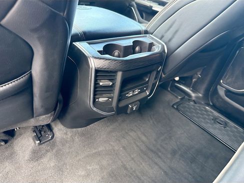 Used 2024 RAM 1500 Laramie AWD/4WD image 26