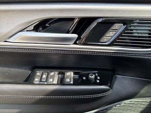 New 2026 Jeep Grand Wagoneer Limited AWD/4WD image 7