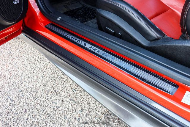 Used 2010 Chevrolet Camaro SS RWD image 32