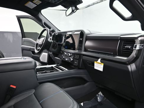 New 2026 Ford F250 Platinum AWD/4WD image 27