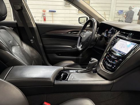 Used 2018 Cadillac CTS Luxury image 28